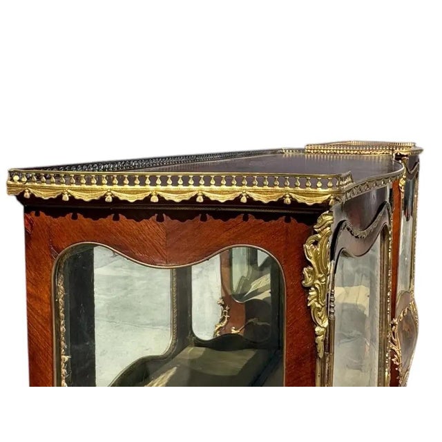 Wood Early 20th Century Louis XV Vernis Martin Grand Vitrines, A Pair, Attributed For Sale - Image 7 of 9