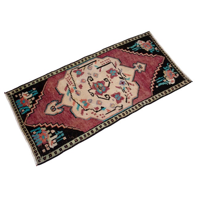 1970s Small Rug, Entryway Rug, Bath Mat, Kitchen Decor, Turkish Rug, Door Mat 1'8" X 3'6" For Sale - Image 4 of 12