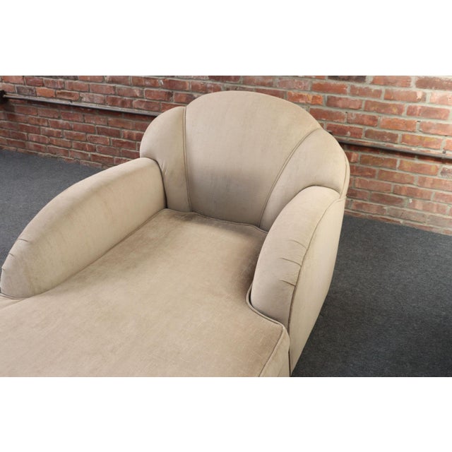 Vintage Art Deco-Style Chaise Lounge in Taupe Chenille With Ebonized Plinth Feet For Sale - Image 10 of 18