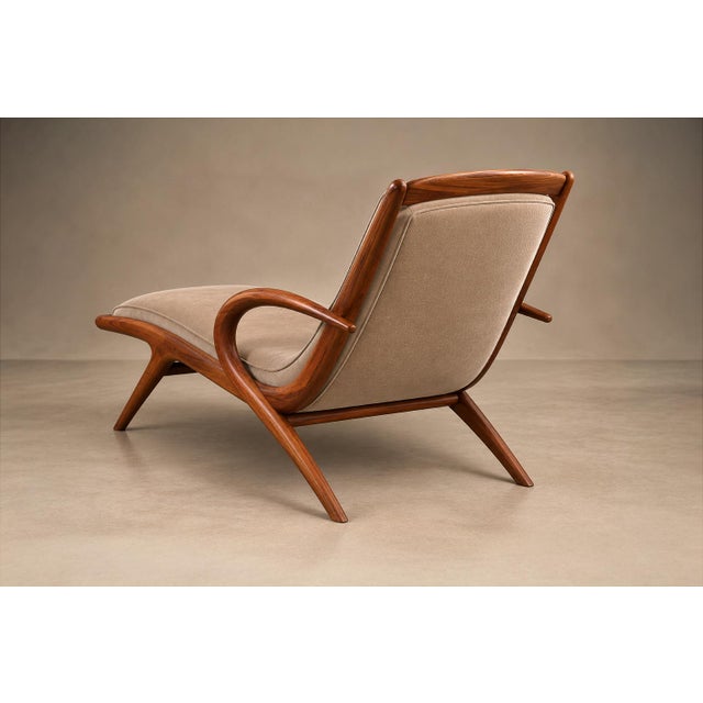 1950s Rare Brazilian Modern Chaise Lounge in Caviúna and Mohair, John Graz, 1950s For Sale - Image 5 of 18