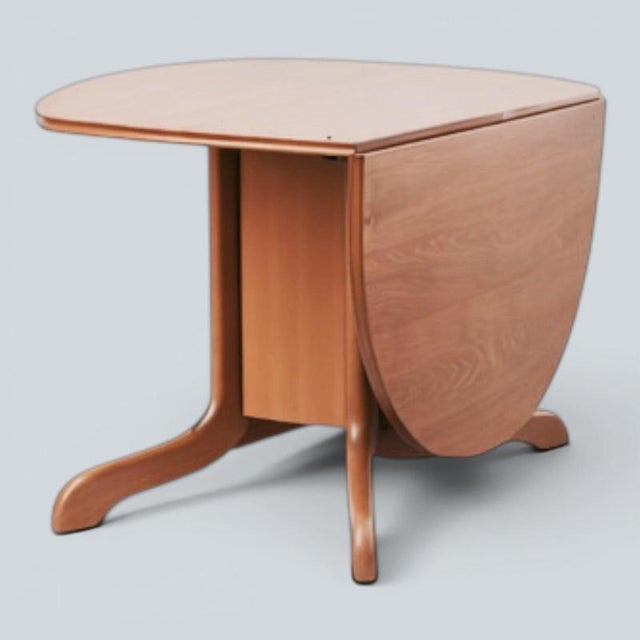 1960s Mid-Century Teak Oval Drop Leaf Gateleg Dining Table by Morris of Glasgow, 1960s For Sale - Image 5 of 10