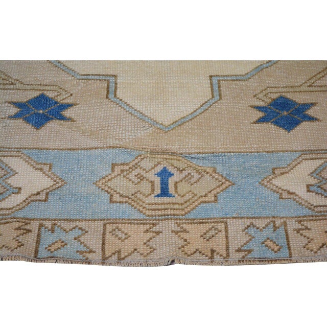 1950s Vintage Turkish Anatolian Knotted Wool Rug, 5'2''x7'10'' For Sale - Image 5 of 5