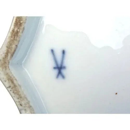 Antique Meissen Floral Lidded Jar For Sale In Atlanta - Image 6 of 6