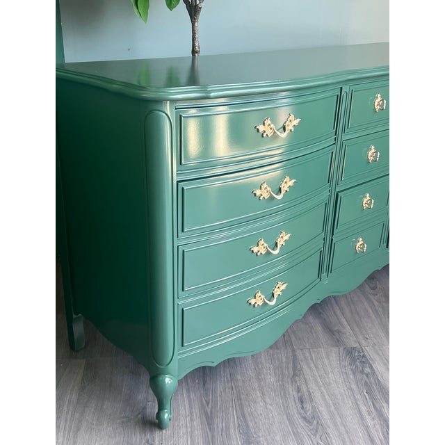 Green 1970’s French Provincial Green Lacquered Dresser of Nine Drawers For Sale - Image 8 of 14
