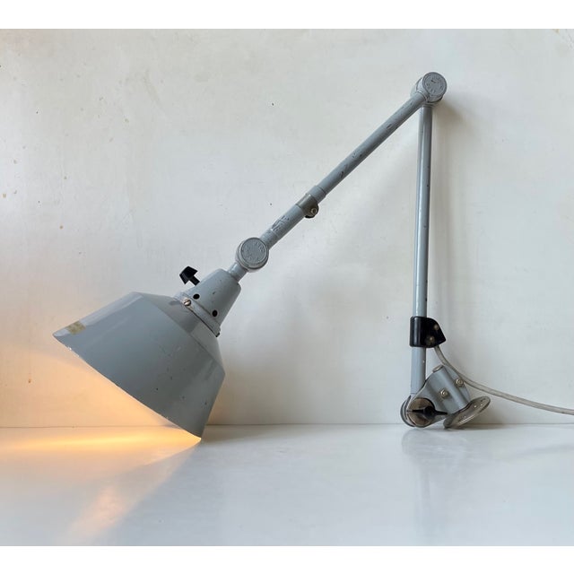 1930s Articulated Grey Industrial Wall Sconce by Curt Fischer for Midgard, 1930s For Sale - Image 5 of 15