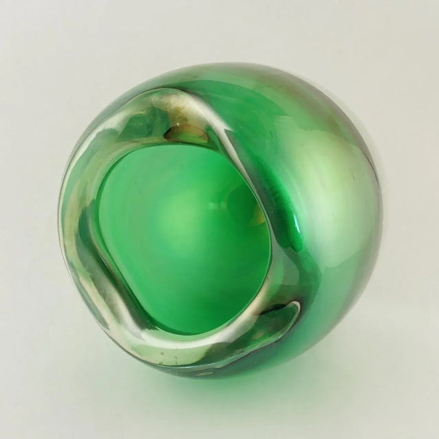 Mid 20th Century Italian Murano Art Glass Paperweight Vase by IVR Mazzega For Sale - Image 4 of 5