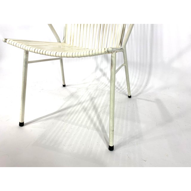 White Vintage Spaghetti Garden Stool, 1960s For Sale - Image 8 of 18