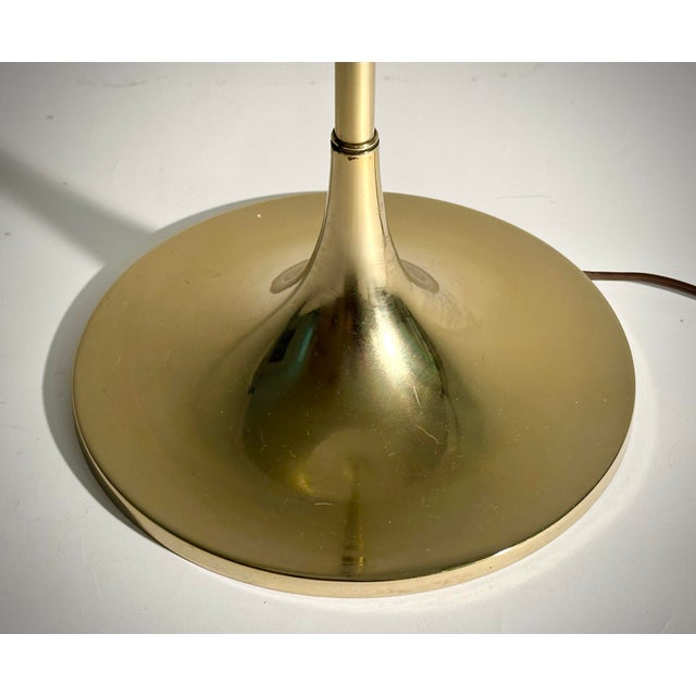 Laurel Lamp Company Vintage Laurel Lighting Floor Lamp – Mid-Century Modern Tulip Base – Dark Bronze Finish – Circa 1960's For Sale - Image 4 of 6