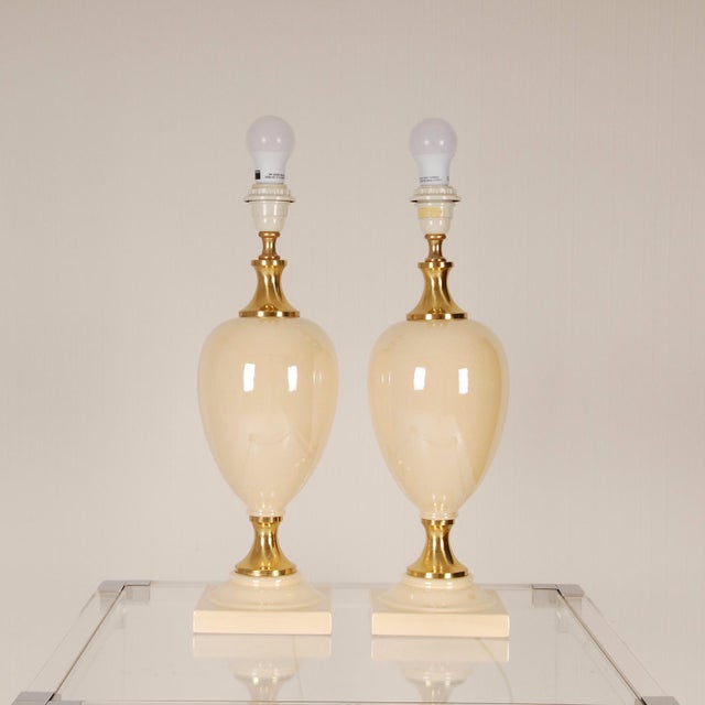 Mid-Century Hollywood Regency Gold Brass & Beige Table Lamps, 1970s, Set of 2 For Sale - Image 9 of 14