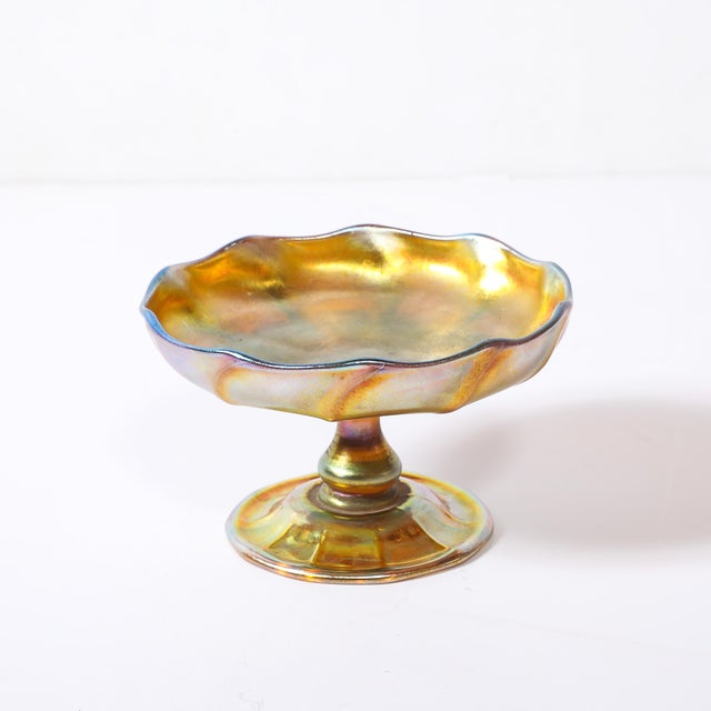 1900 - 1909 Art Nouveau Iridescent Yellow Blue Favrile Glass Footed Dish Signed Tiffany & Co For Sale - Image 5 of 17
