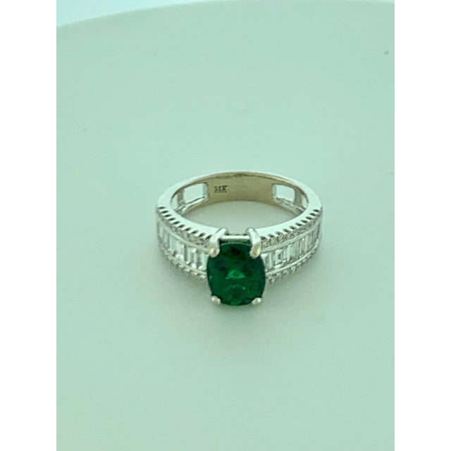 1.8 Carat Oval Tsavorite and 1.5 Carat Diamond in 14 Karat Gold Ring Estate For Sale - Image 13 of 18