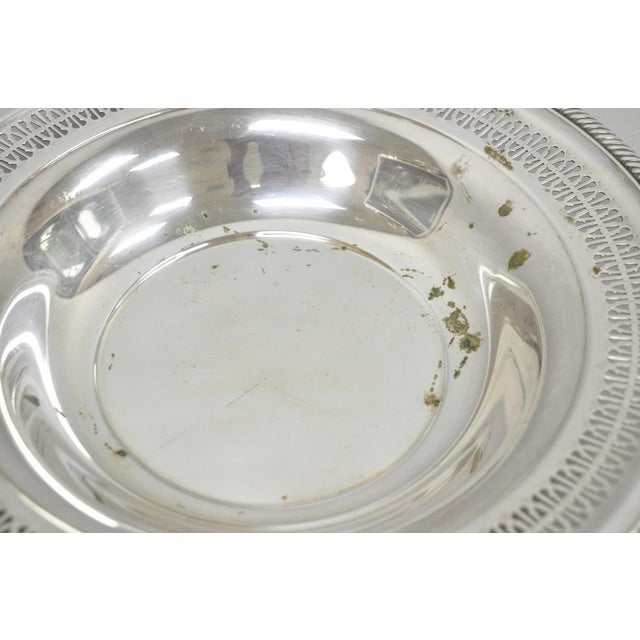 Silver Vintage Wm Rogers 835 Silver Plated Round Collection Plate Serving Dish - A Pair For Sale - Image 8 of 13