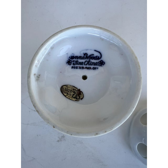 1970s Vintage Toothbrush Holder Blue & White Onion Pattern Vienna Woods by Seymour Mann For Sale - Image 5 of 5