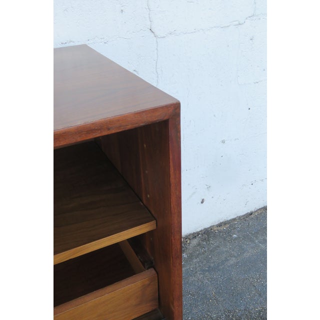 Mid Century Modern Server Buffet Tv Cabinet 6266 For Sale - Image 16 of 17