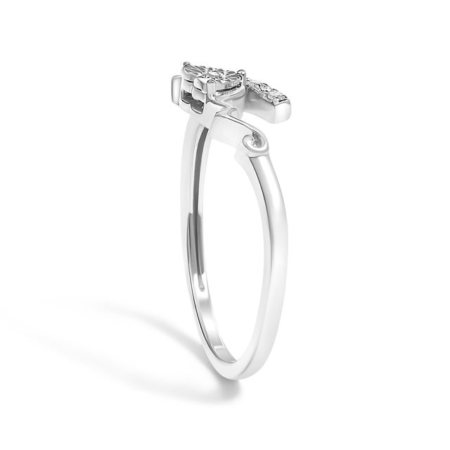 .925 Sterling Silver Diamond Accent "MOM" Heart Ring (J-K Color, I2-I3 Clarity) - Ring Size 6 For Sale - Image 4 of 7