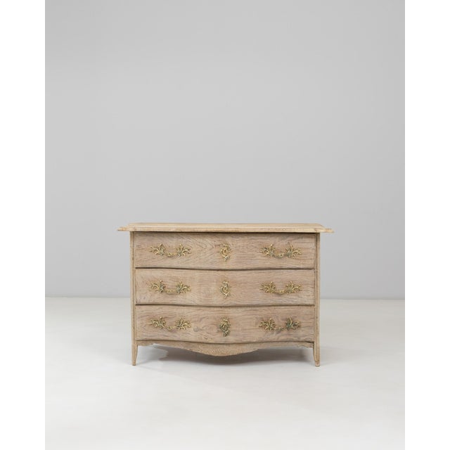 19th Century French Louis XV Oak Chest Of Drawers For Sale - Image 18 of 18