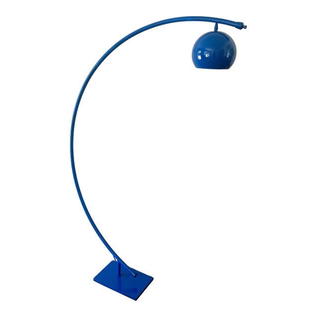 Sculptural Mid-Century Modern Arc Floor Lamp Attributed to Reggiani, 1970s For Sale