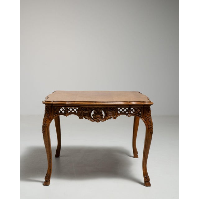 19th Century France Louis XV Brown Wood Coffee Table For Sale - Image 4 of 11