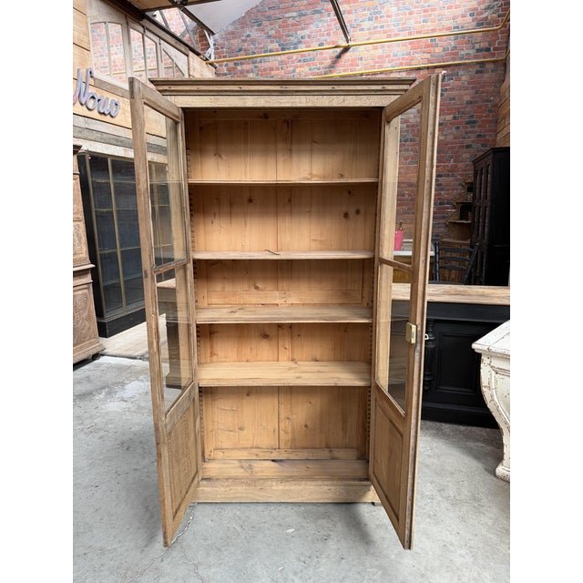 Wood Early 20th Century Oak Display Cabinet For Sale - Image 7 of 10