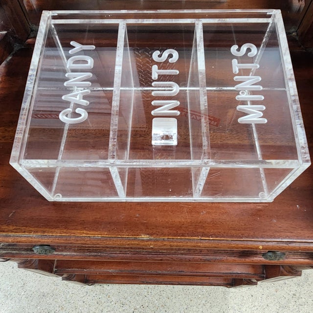 Vintage Mid-Century Lucite Candy Nuts Mints Bar Box With Hinged Lid For Sale - Image 4 of 8