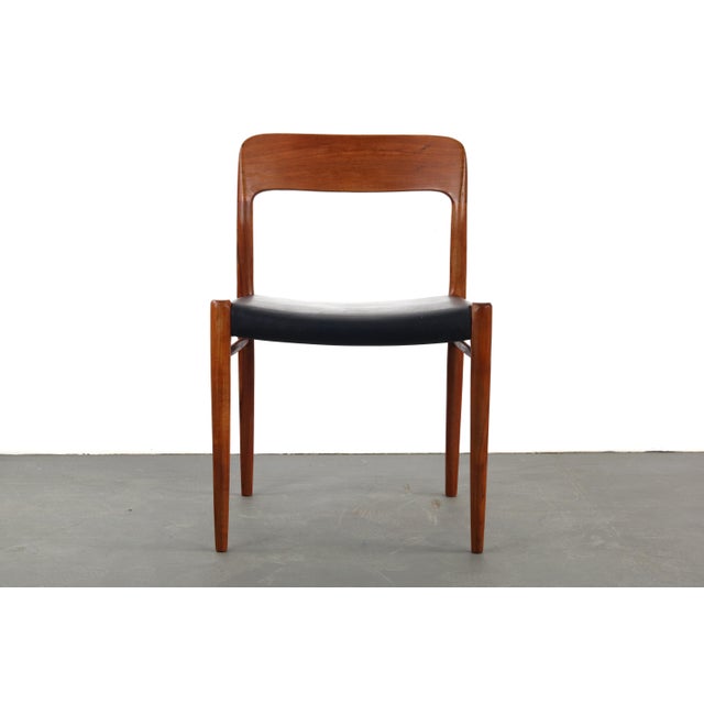 Single Moller Desk Chair Model 75 in Teak and Black Leatherette For Sale In Orlando - Image 6 of 7