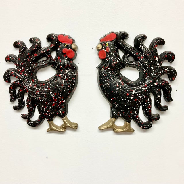 Farmhouse 1950s Vintage Boho Chic Farmhouse Rooster Sculptural Wall Objects, Splattered Finish - A Pair For Sale - Image 3 of 10