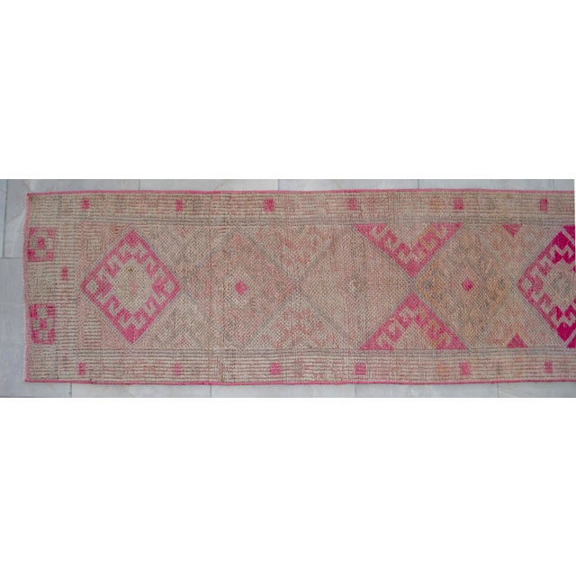 Textile 1970s Runner Rug Kurdish Turkish Hand-Knotted Narrow Hallway Decor Magenta 2x11 Ft Approx For Sale - Image 7 of 16