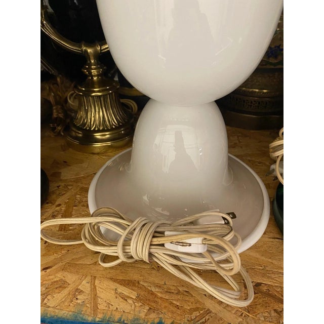 Vintage Italian Murano Mid Century Modern White Glass Handkerchief Table Lamp For Sale - Image 10 of 14