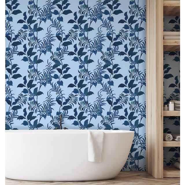 Non-woven fiber-based material with a smooth satin finish. We use the latest digital technology providing the highest...