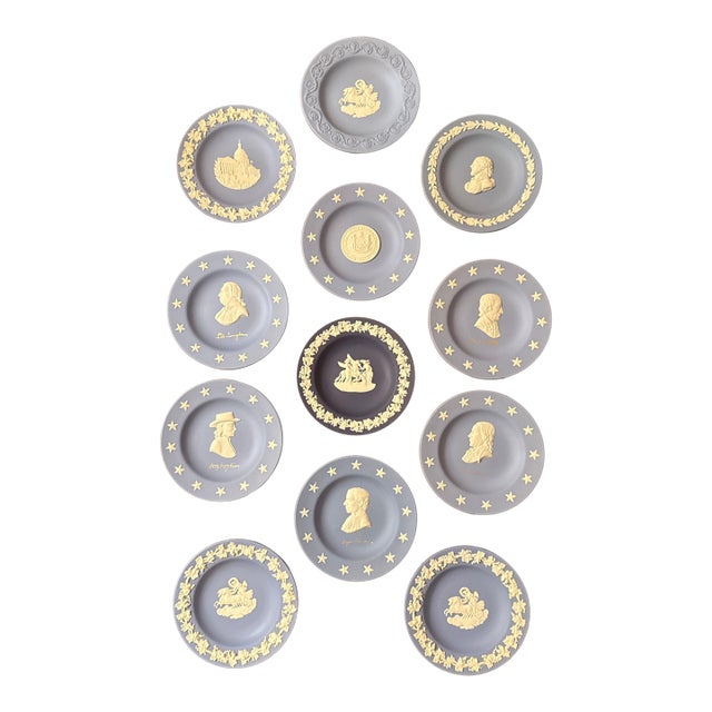 Mid 20th Century Wedgwood Plates - Set of 12 For Sale