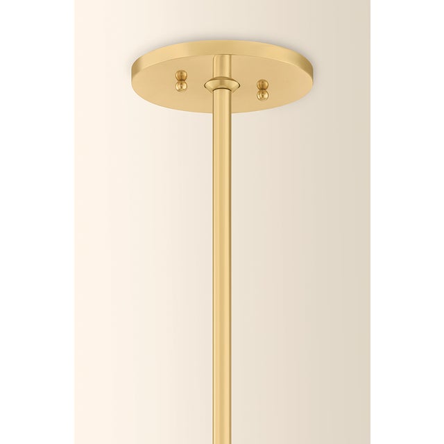 Paying homage to the modernist designs of Adolf Loos, the soft materiality of Shivonne creates a poetic statement piece....