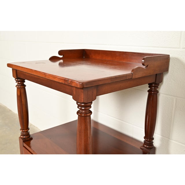 Davis Cabinet Co. American Colonial Carved Solid Cherry Wood Nightstand, Circa 1960s For Sale - Image 9 of 14