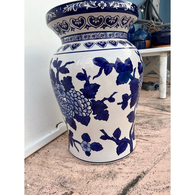Late 20th Century Blue & White Ceramic Asian Garden Stool or Plant Stand For Sale - Image 10 of 10