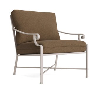 Brown Jordan Venetian Lounge Chair, Dove frame with Fusion Moccasian fabric For Sale
