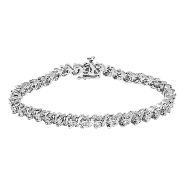 .925 Sterling Silver 1/4 Cttw Diamond Station and S Link Bracelet For Sale