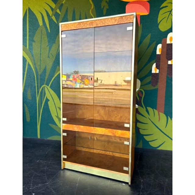 Postmod Thomasville Burl & Smoked Glass Illuminated Curio Cabinet For Sale - Image 11 of 15