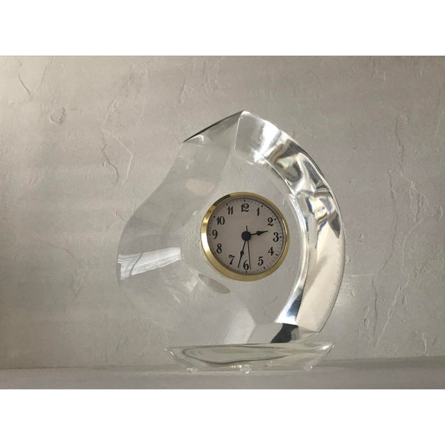 Mid-Century Modern Vintage Lucite Van Teal Clock For Sale - Image 3 of 9