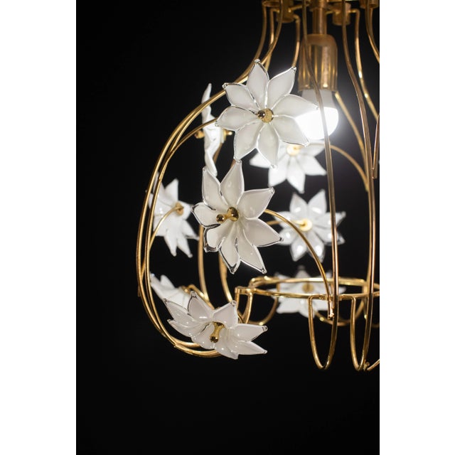 Vintage Murano Chandelier White Flowers, 1970 For Sale - Image 9 of 12