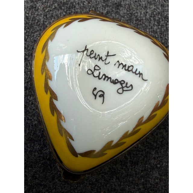1980s French Limoges I Love You Heart Trinket Box For Sale - Image 13 of 18