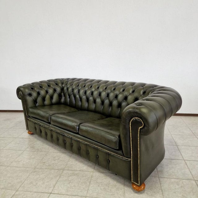 2000 - 2009 Chesterfield Sofa Set, 2000s, Set of 4 For Sale - Image 5 of 18