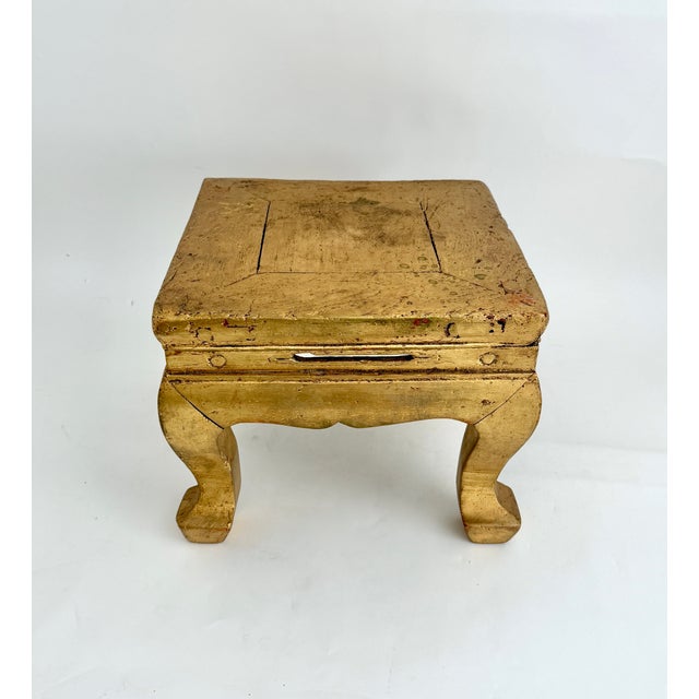 1950s Vintage Gold Lacquered Japanese Buddhist Altar Tabletop Offering Stand #2 For Sale - Image 5 of 8