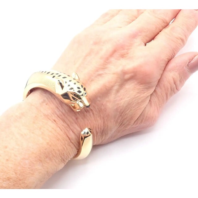 Cartier Panther Panthere Tavorite Onyx Yellow Gold Size 16 Bangle Bracelet For Sale - Image 12 of 13