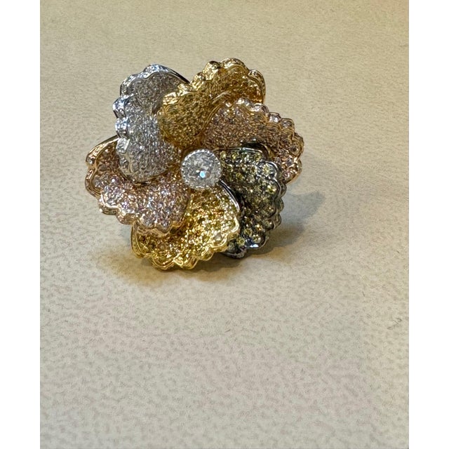 3 Ct Natural Fancy Color Diamond Flower Ring in 18 Karat Multi Color Gold Size 6 For Sale - Image 4 of 8