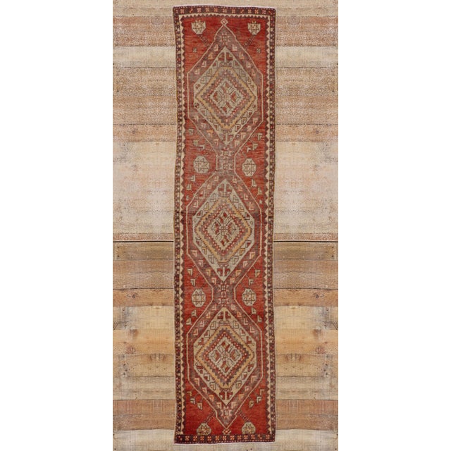 Vintage Turkish Oushak Rug, 01'10 X 07'10 For Sale - Image 9 of 10