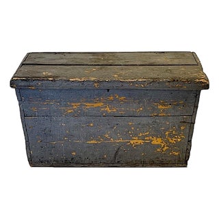 Antique Primitive Painted Wood Trunk With Original Patina – Early 20th Century For Sale