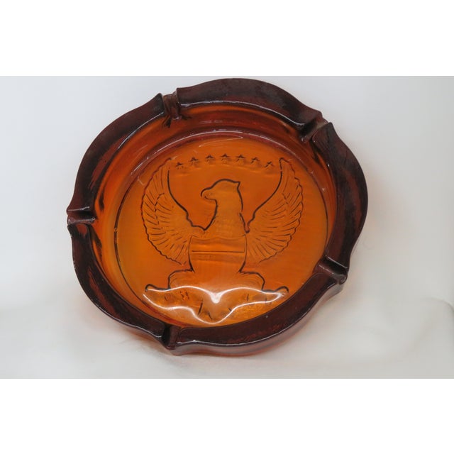 Tiara Embossed American Eagle Amber Art Glass Large Ashtray 4677b For Sale In Miami - Image 6 of 17