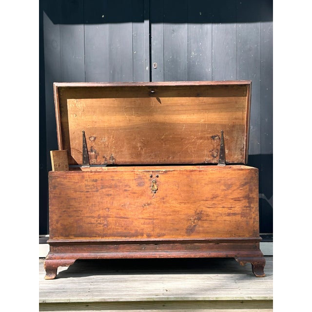 18th Century 18th Century American Chippendale Blanket Chest For Sale - Image 5 of 11