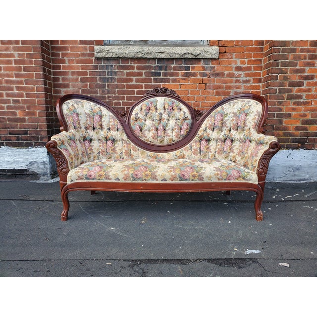 Vintage Victorian Medallion Tufted Floral Settee Chairish