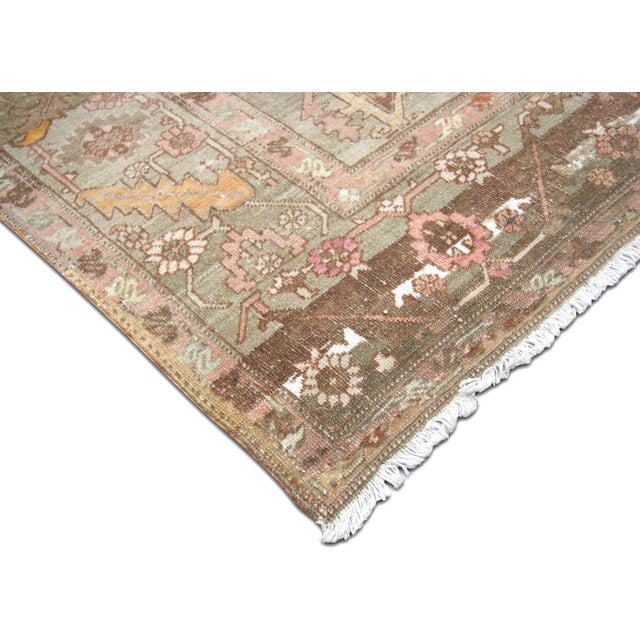 Transitional 1940s Persian Heriz Rug For Sale - Image 3 of 6