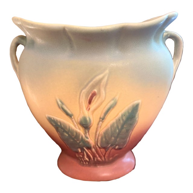 Hull Art Pottery Calla Lily Vase #530/33 - 7 Double Handle Pillow Vase ca.1938 For Sale